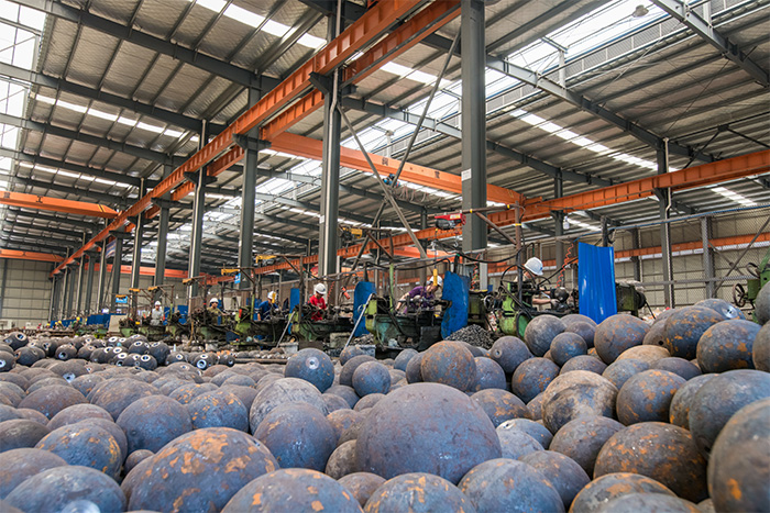 双滦区网架配件车间